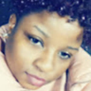 Meet your Posher, Kendra